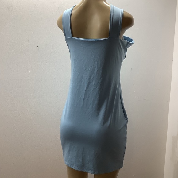 Elegant Light Blue Size Large Cross-Front Dress With With Underwire. Preloved - Picture 5 of 8